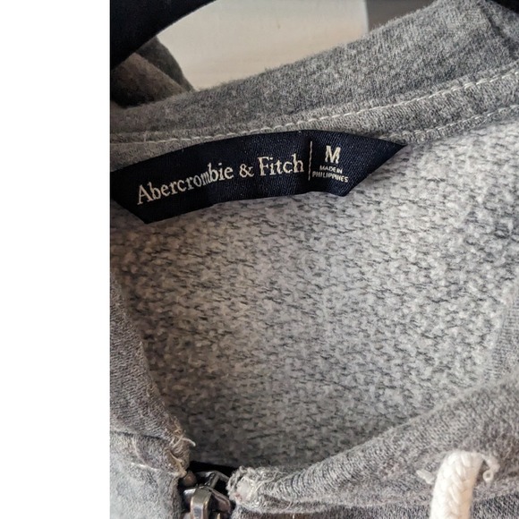 Abercrombie & Fitch Grey Zip Up Hoodie Swea&shirt Womens Medium NY Graphic - Picture 3 of 3